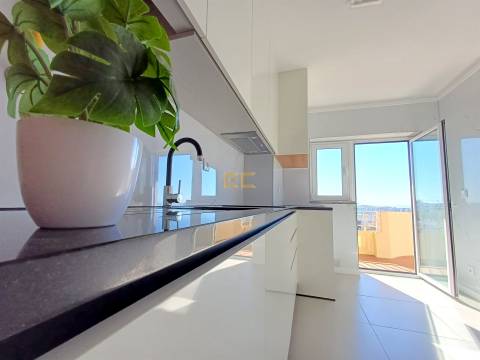 Apartamento T2, com Vista Mar - Buarcos!