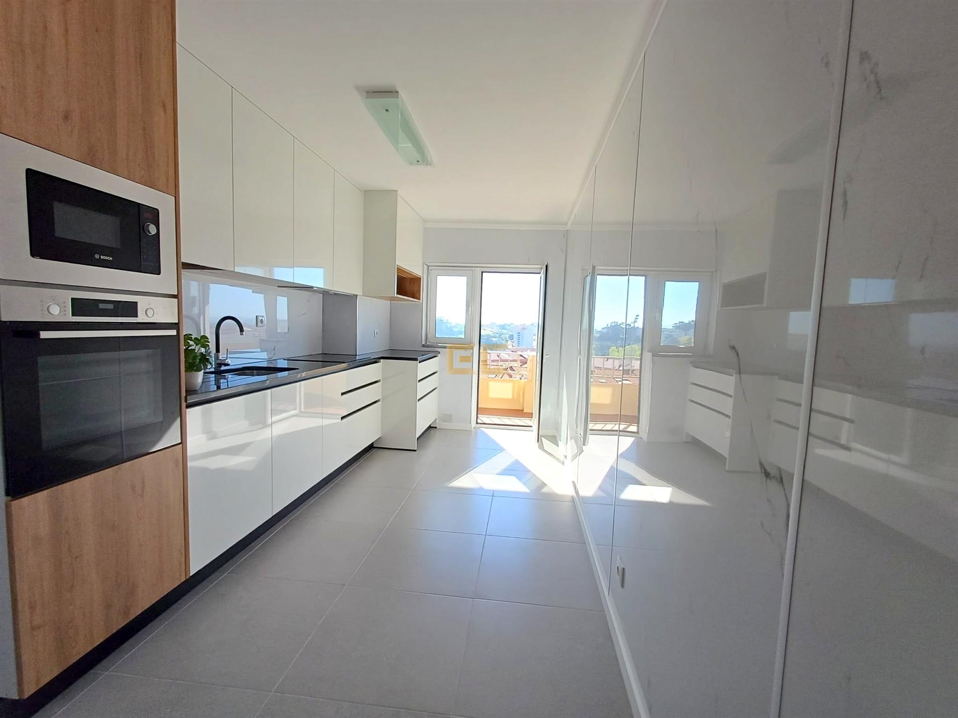 Apartamento T2, com Vista Mar - Buarcos!