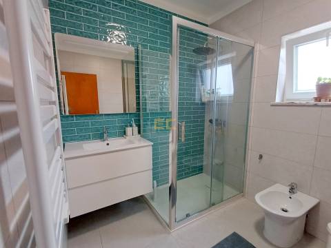 Moradia exclusiva, para venda - Praia de Murtinheira!