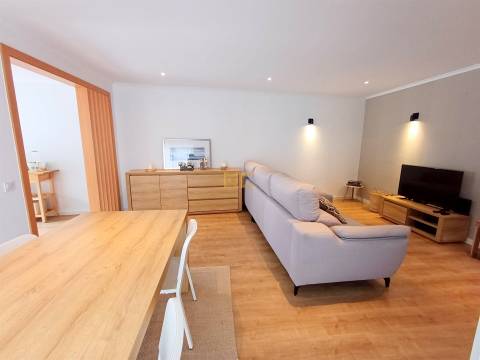 Moradia exclusiva, para venda - Praia de Murtinheira!