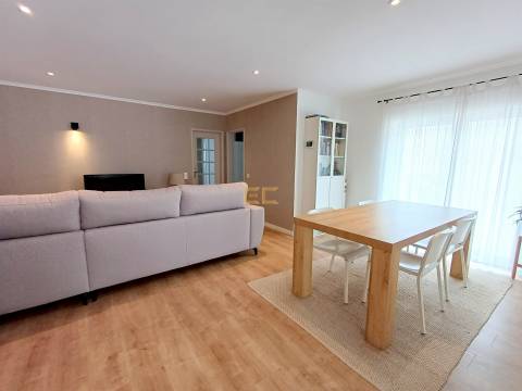 Moradia exclusiva, para venda - Praia de Murtinheira!