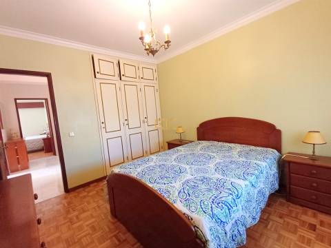 Apartamento T3 com Garagem e Vista Mar - Buarcos!