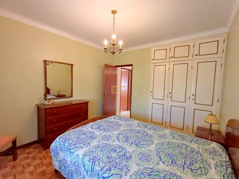 Apartamento T3 com Garagem e Vista Mar - Buarcos!