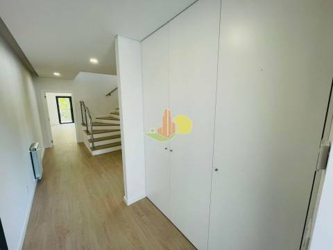 M4 c/ Terreno - NOVA