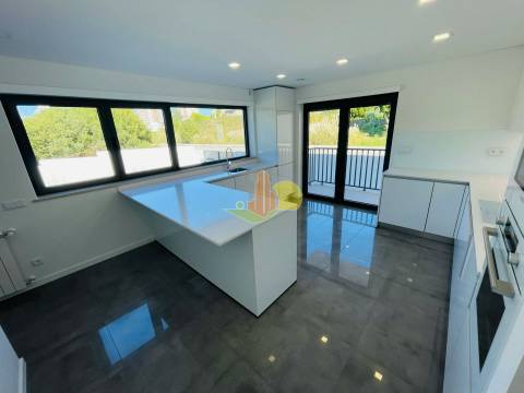 M4 c/ Terreno - NOVA