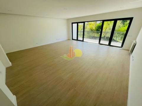 M4 c/ Terreno - NOVA