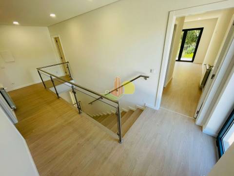 M4 c/ Terreno - NOVA