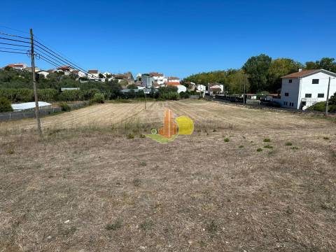Terreno com viabilidade de construção em Maiorca