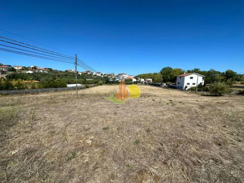 Terreno com viabilidade de construção em Maiorca
