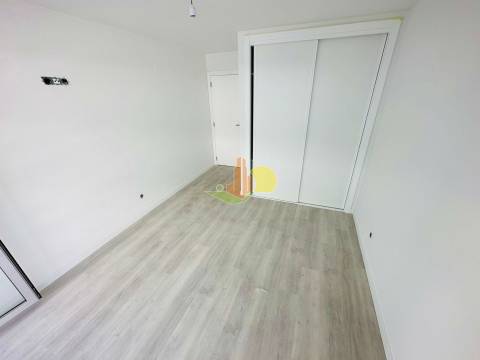 T2 Novo - Vistas de Mar