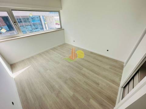 T2k Novo  c/ 2 parqueamentos