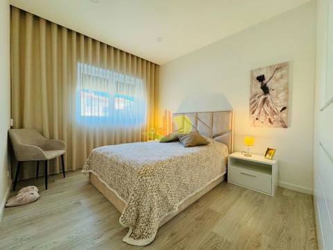 Andar moradia com terrraço, vista mar