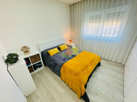 Andar moradia com terrraço, vista mar