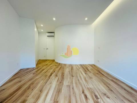 Duplex Novo Junto á Marginal