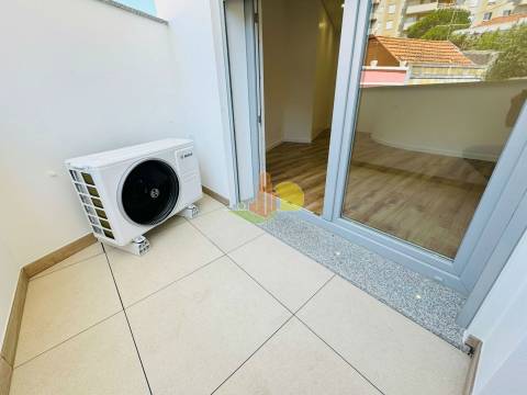 Duplex Novo Junto á Marginal