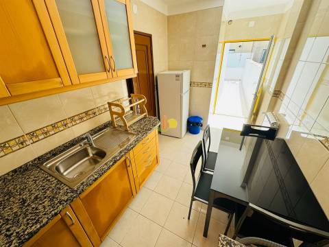 T0 em Buarcos com terraço privativo