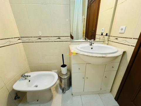 T0 em Buarcos com terraço privativo