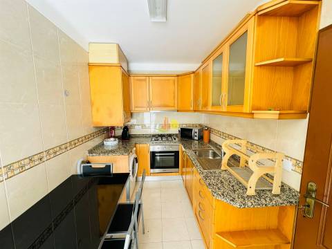 T0 em Buarcos com terraço privativo