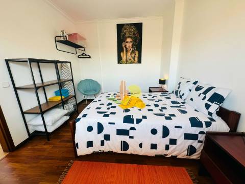 T1 Mobilado e equipado- ARRENDAMENTO