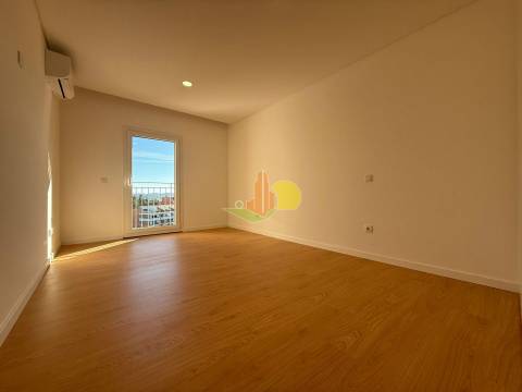 T3 com Garagem Dupla