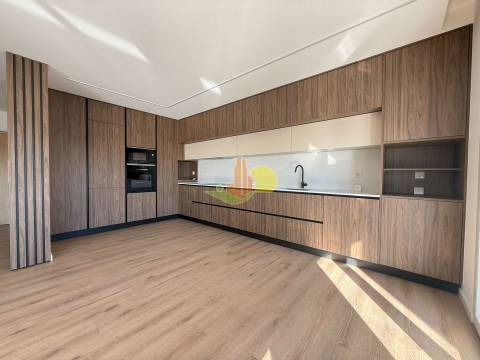 T3 com Garagem Dupla