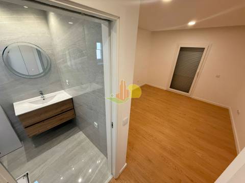 T3 com Garagem Dupla