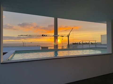 T1k Novo - Condomínio com piscina