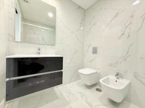 T1k Novo - Condomínio com piscina