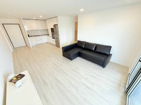 T1k Novo - Condomínio com piscina