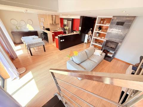 T2+1 Duplex  - Garagem Dupla