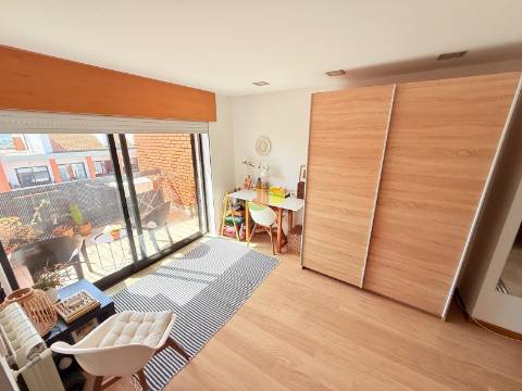 T2+1 Duplex  - Garagem Dupla