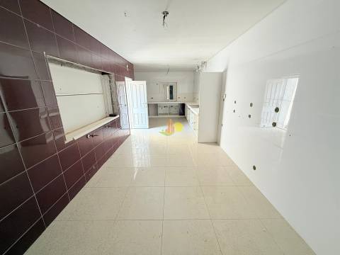 Moradia a 300 m da praia !