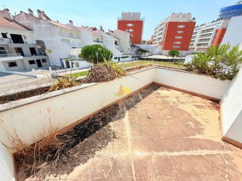 Moradia a 300 m da praia !