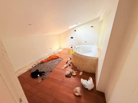 Moradia a 300 m da praia !