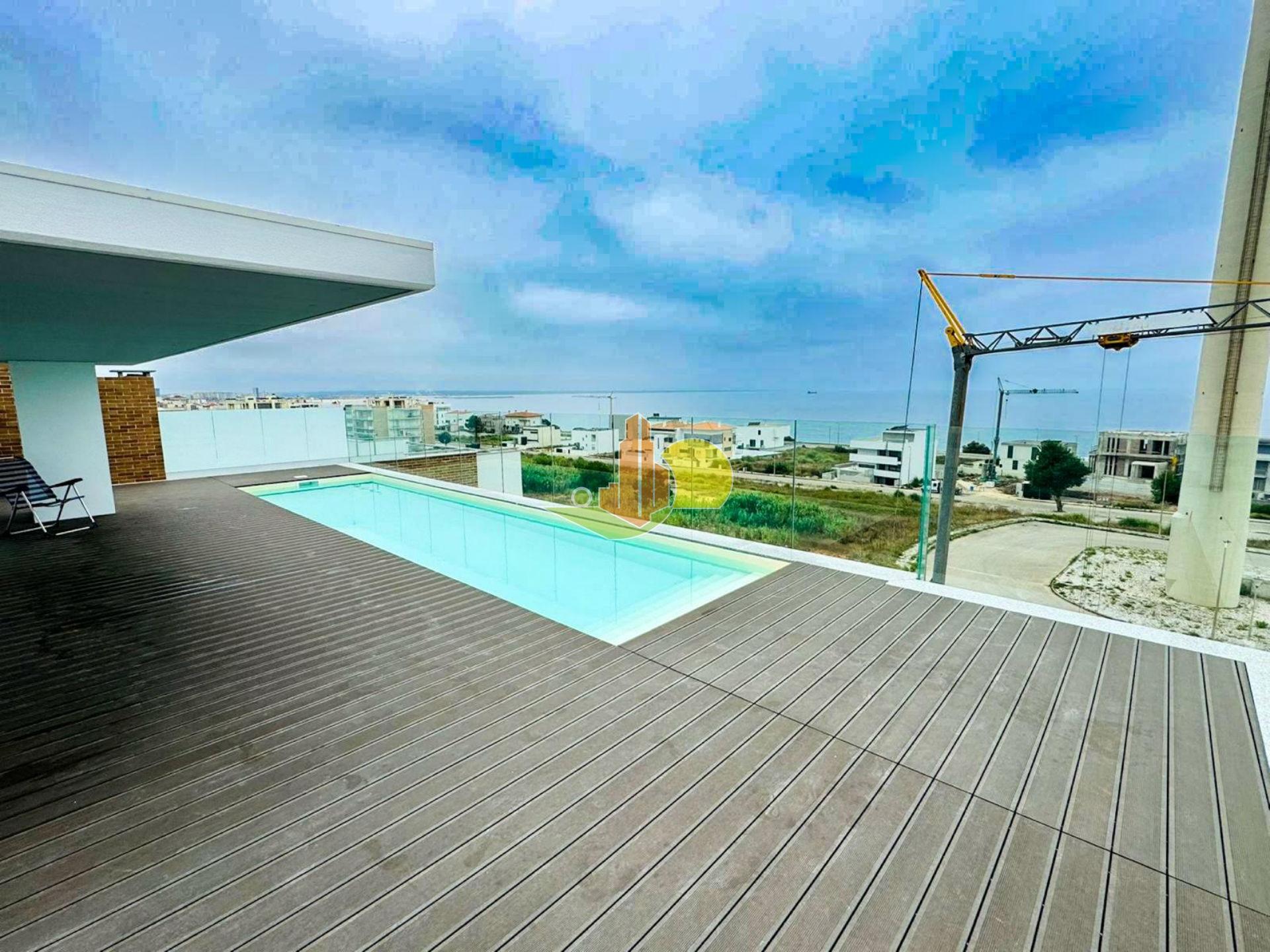 T2 Foz Village! Mobilado e Equipado!