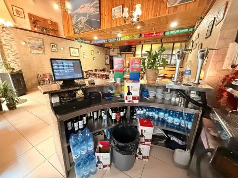 Restaurante a funcionar