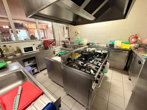 Restaurante a funcionar