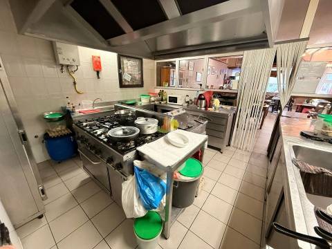 Restaurante a funcionar