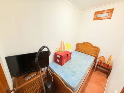 Moradia T4 com garagem junto às Muralhas de Buarcos!