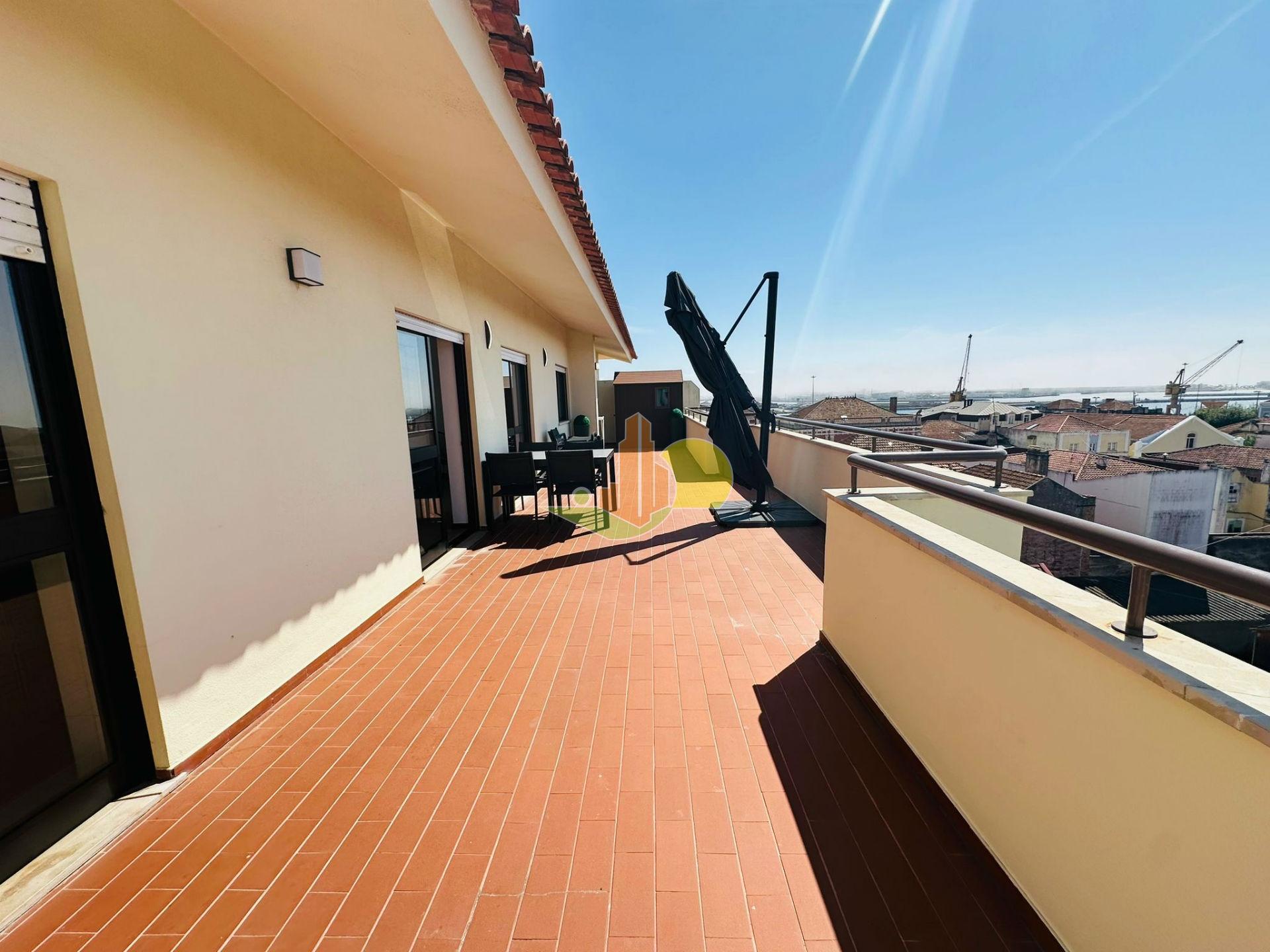 T1 Centro da Cidade - Terraço incrível!