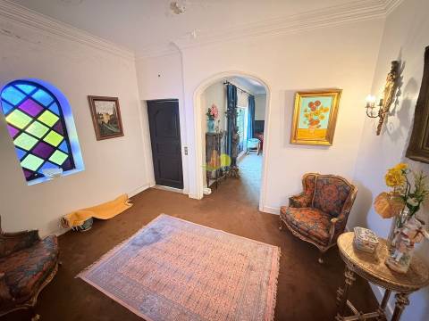 Moradia Isolada inserida num lote com 1220m2