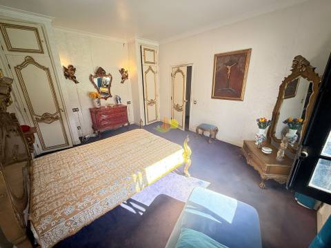 Moradia Isolada inserida num lote com 1220m2