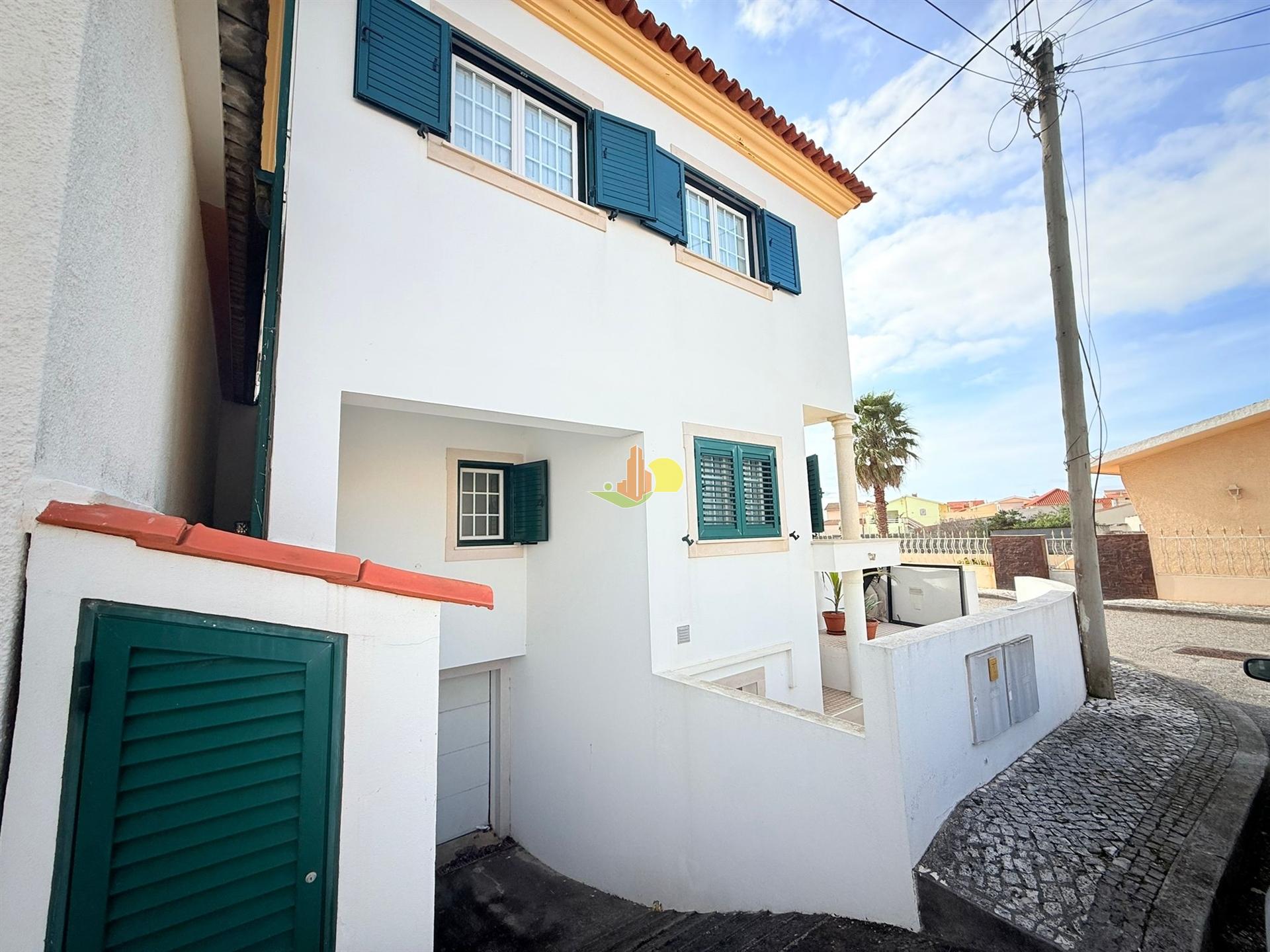 Moradia junto à praia