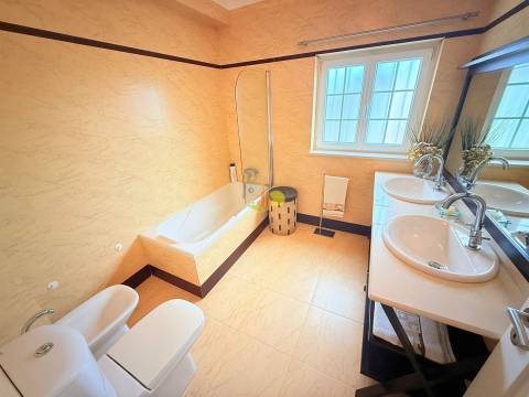 Moradia junto à praia