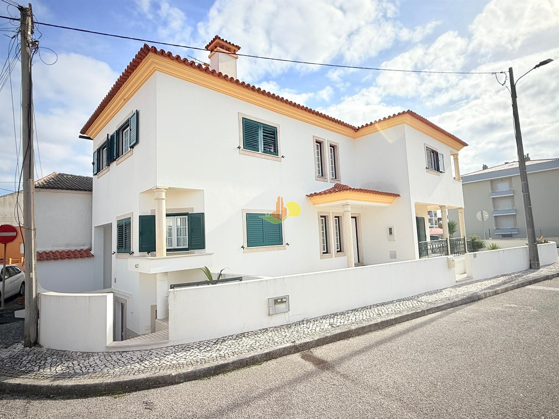 Moradia junto à praia