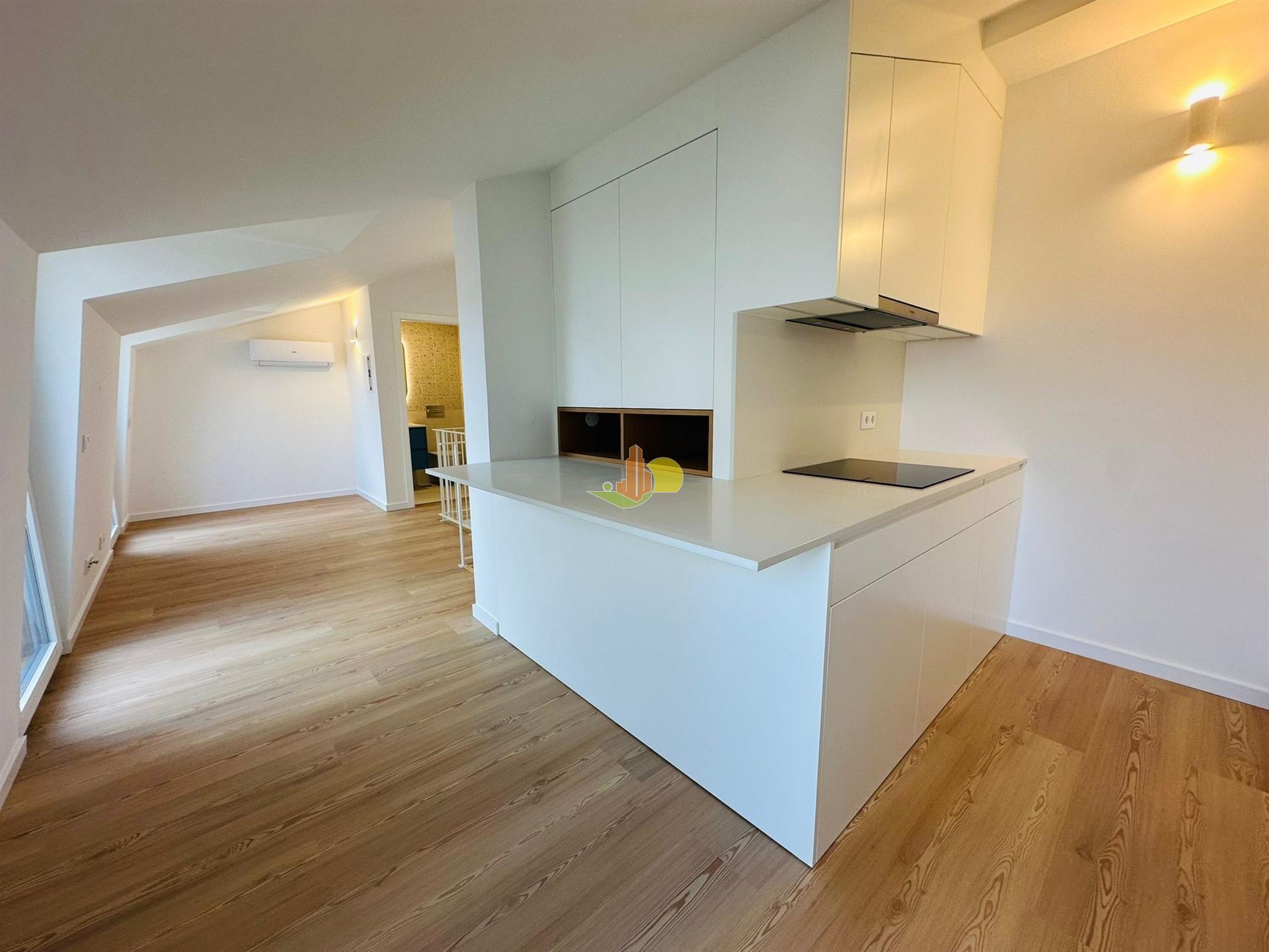 Duplex Novo - ARRENDAMENTO