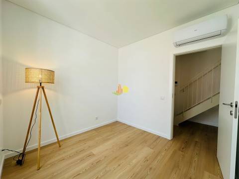 Duplex Novo - ARRENDAMENTO