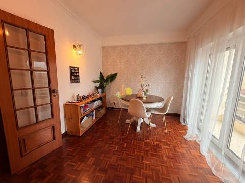 T2 c/ Arrumo junto á Praia