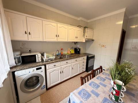 T2 c/ Arrumo junto á Praia