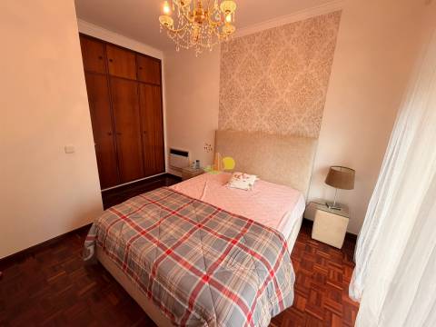 T2 c/ Arrumo junto á Praia